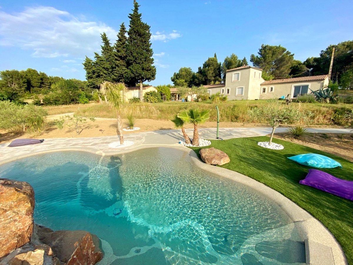 Mas des Micocouliers 2/4/6 pers. Mas des Micocouliers 2/4/6 pers.