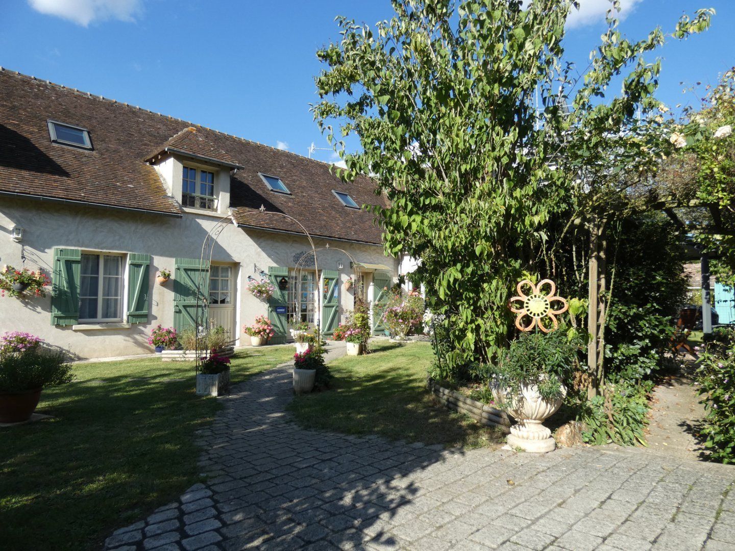 L'Eure & l'Etang, chambres et table d'hôtes proche de Dreux L'Eure & l'Etang, chambres et table d'hôtes proche de Dreux