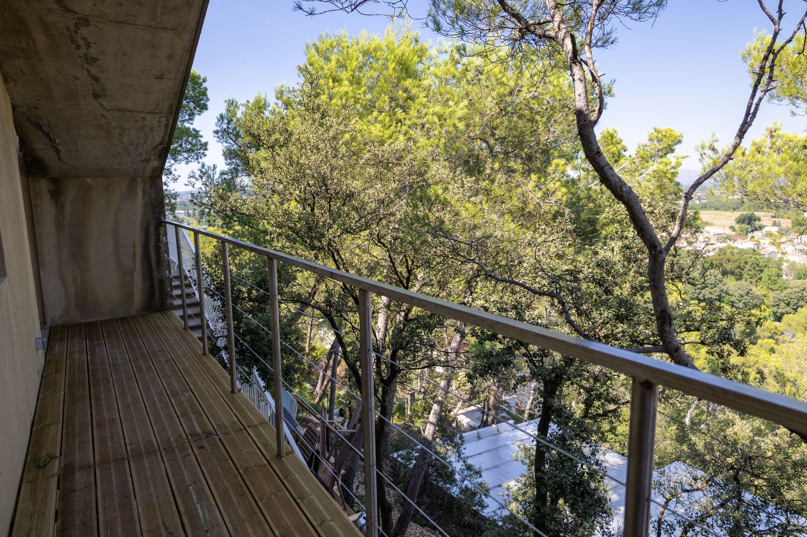 ''chemin de ronde'', balcon de la chambre au rocher 