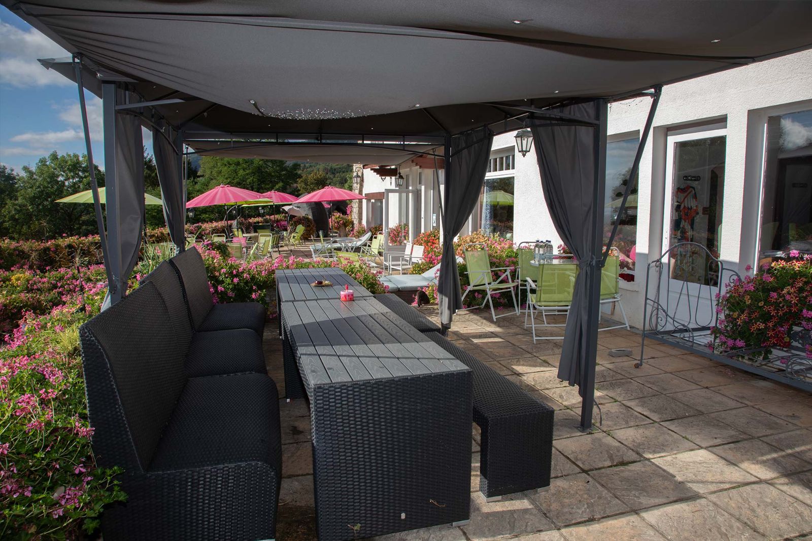 Terrasse ombragée Terrasse ombragée