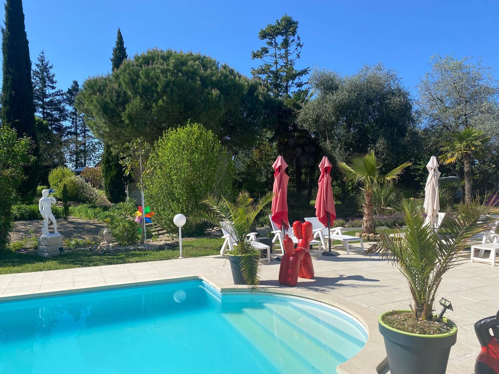 Piscine 10x5 au sel et chauffer à 28 Piscine 10x5 au sel et chauffer à 28