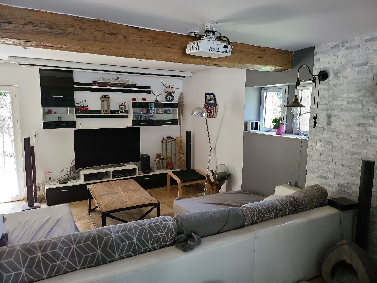 espace TV et rtroprojecteur