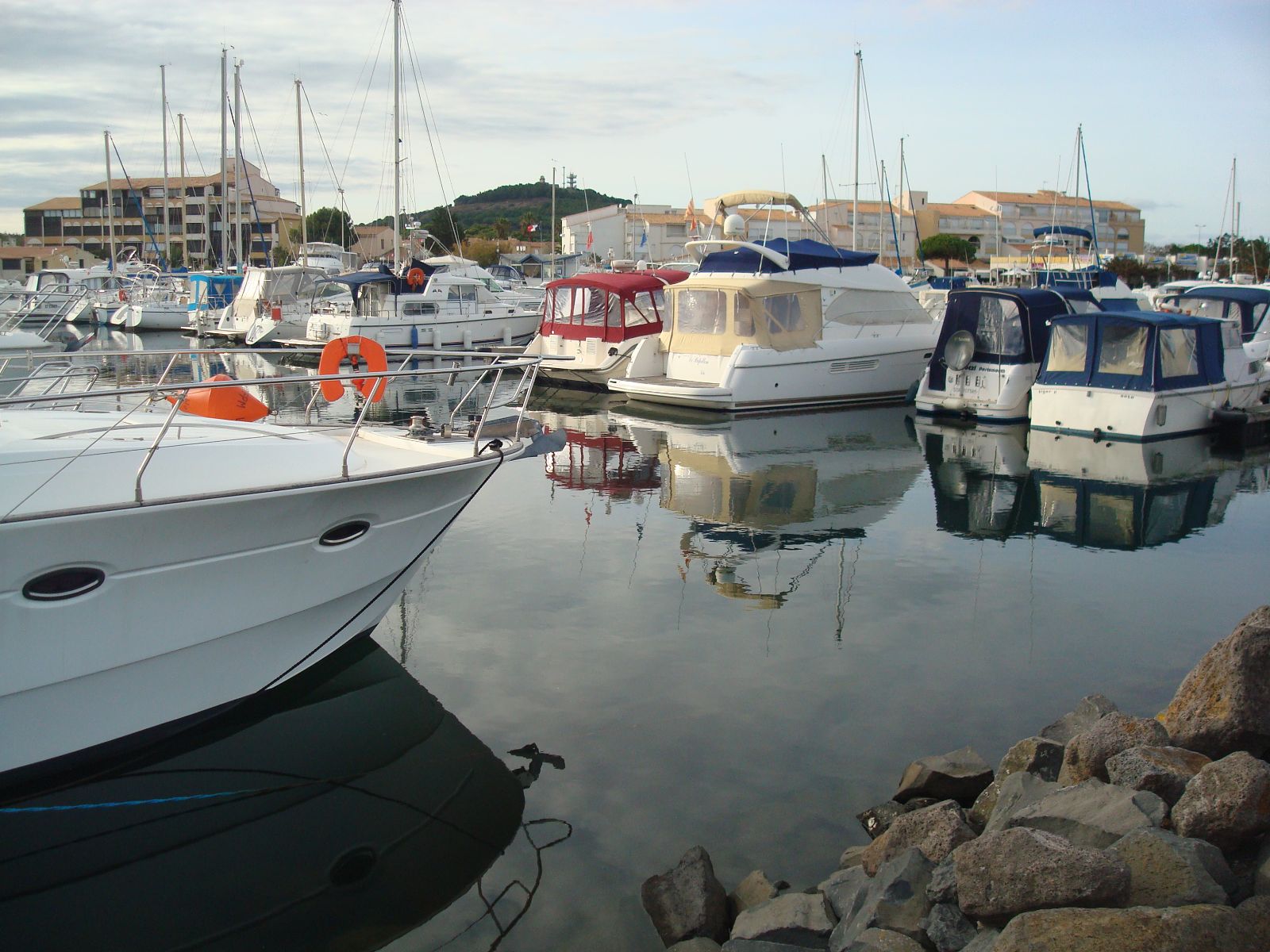 LE PORT DU VILLAGE NATURISTE 