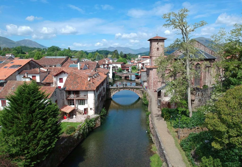 ST JEAN PIED DE PORT / DONIBANE GARAZI