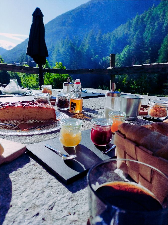 la Colazione all'aperto