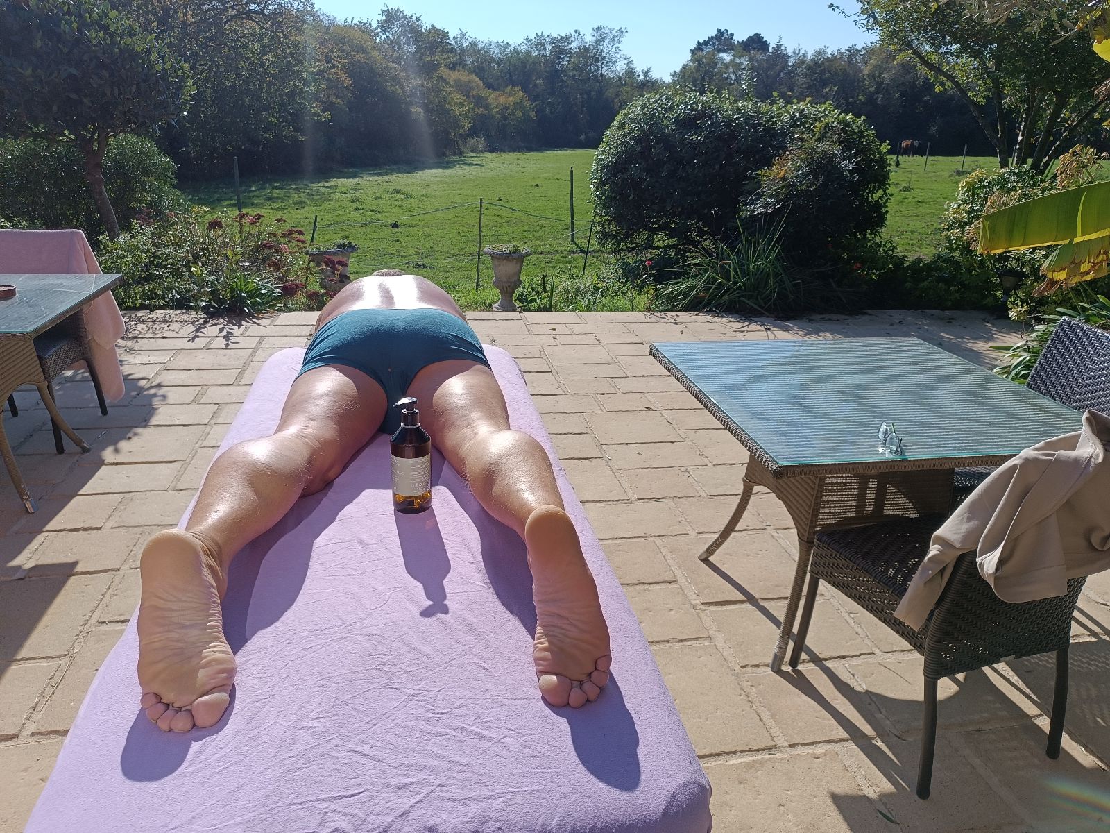 massage bien-tre au soleil sur la terrasse