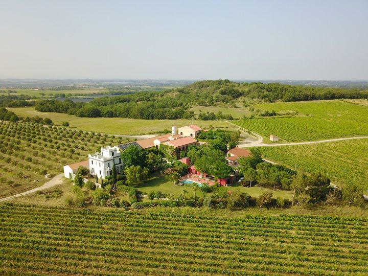 vue aerienne clos des aspres vue aerienne clos des aspres