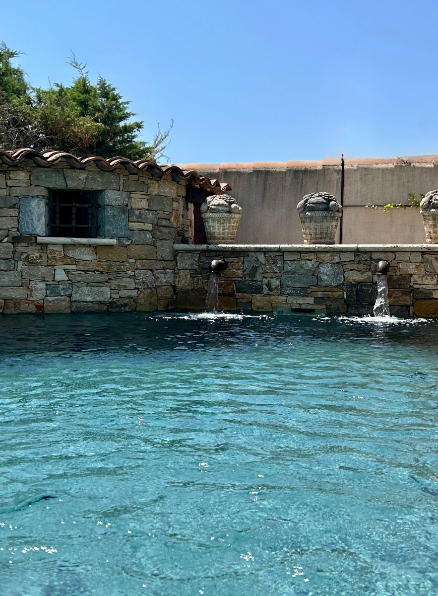 Piscine Sacrée Piscine Sacrée