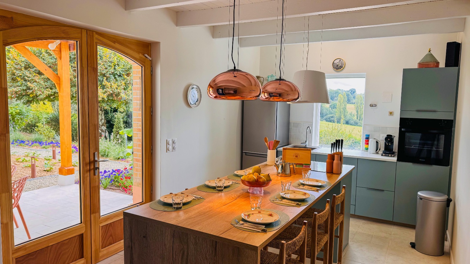 A kitchen with view to delight your friends and family with local delicacies