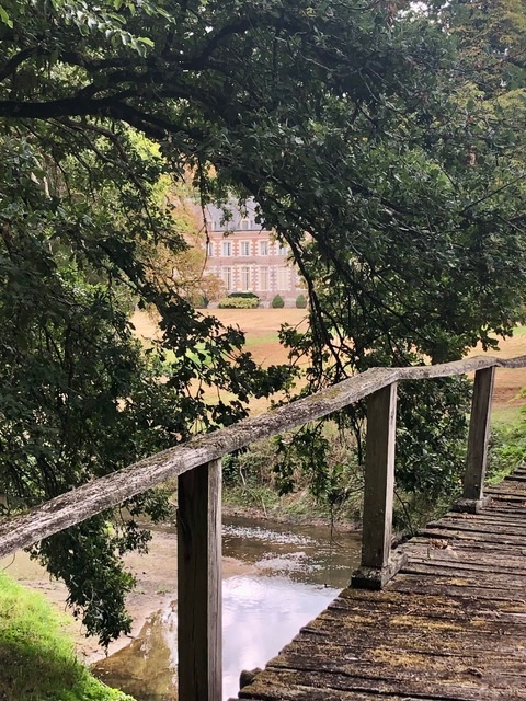 Le petit pont sur la rivière Le petit pont sur la rivière