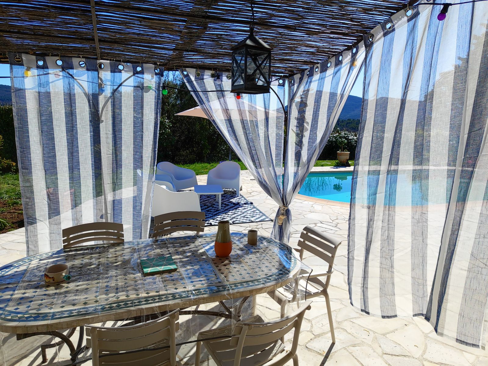 La terrasse La terrasse