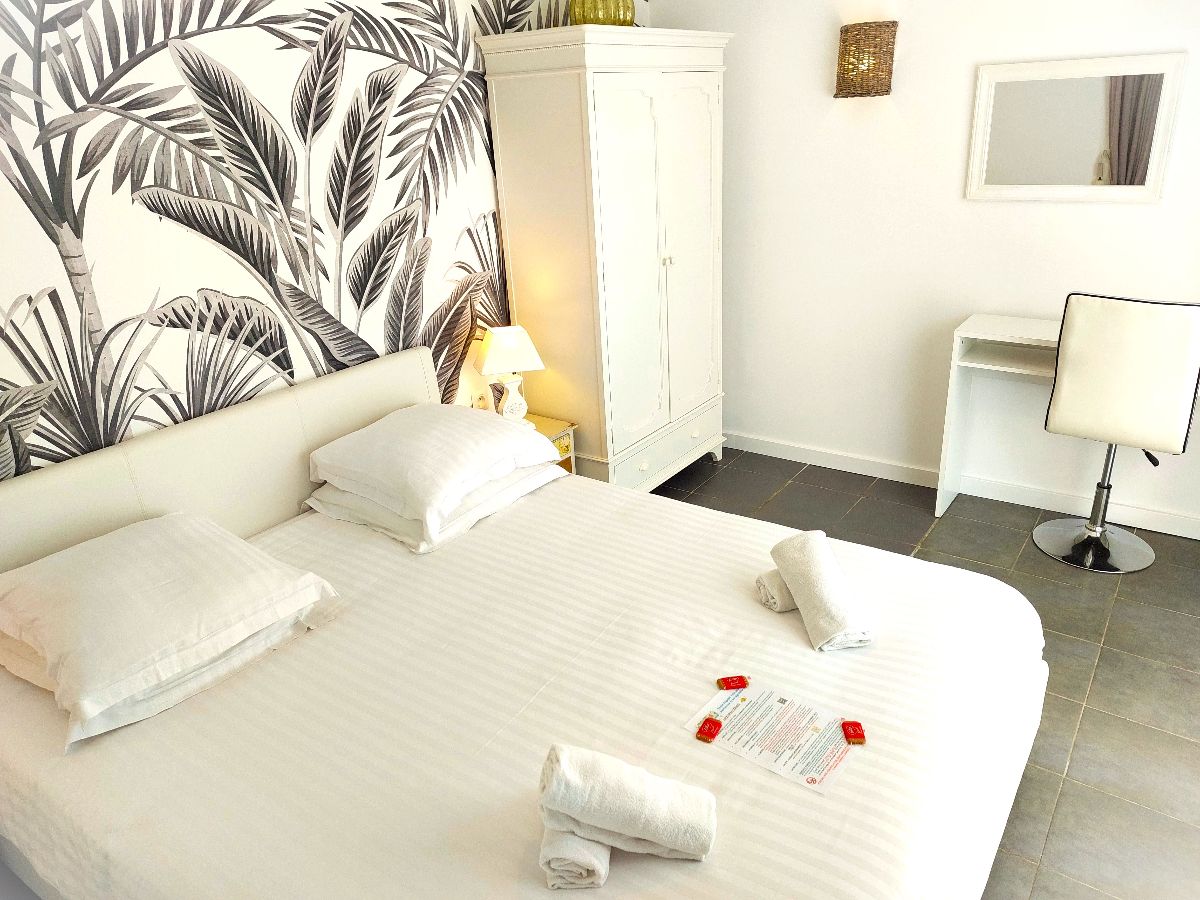 HOTEL GAY FRIENDLY A BORMES 