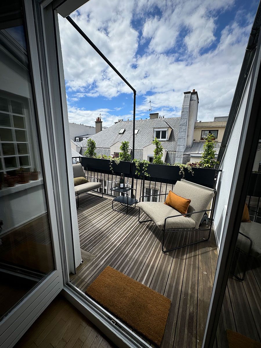 Terrasse accessible de plain pied du salon 