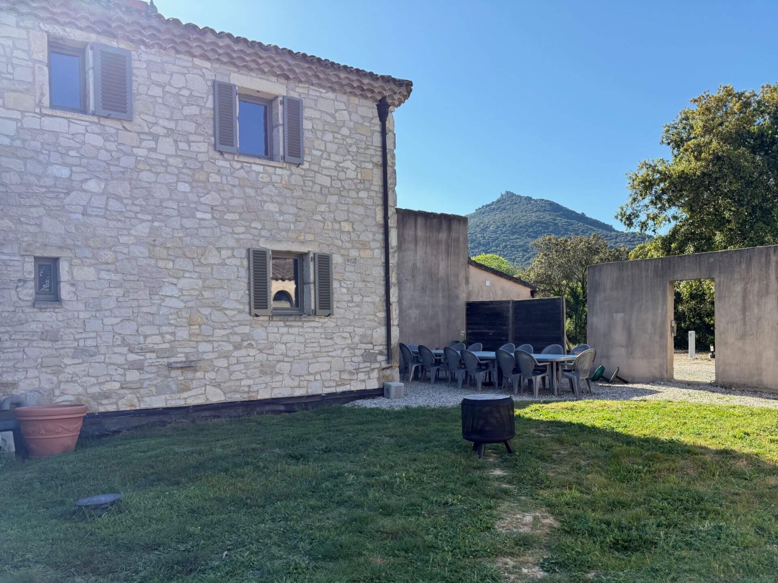 Côté patio Côté patio