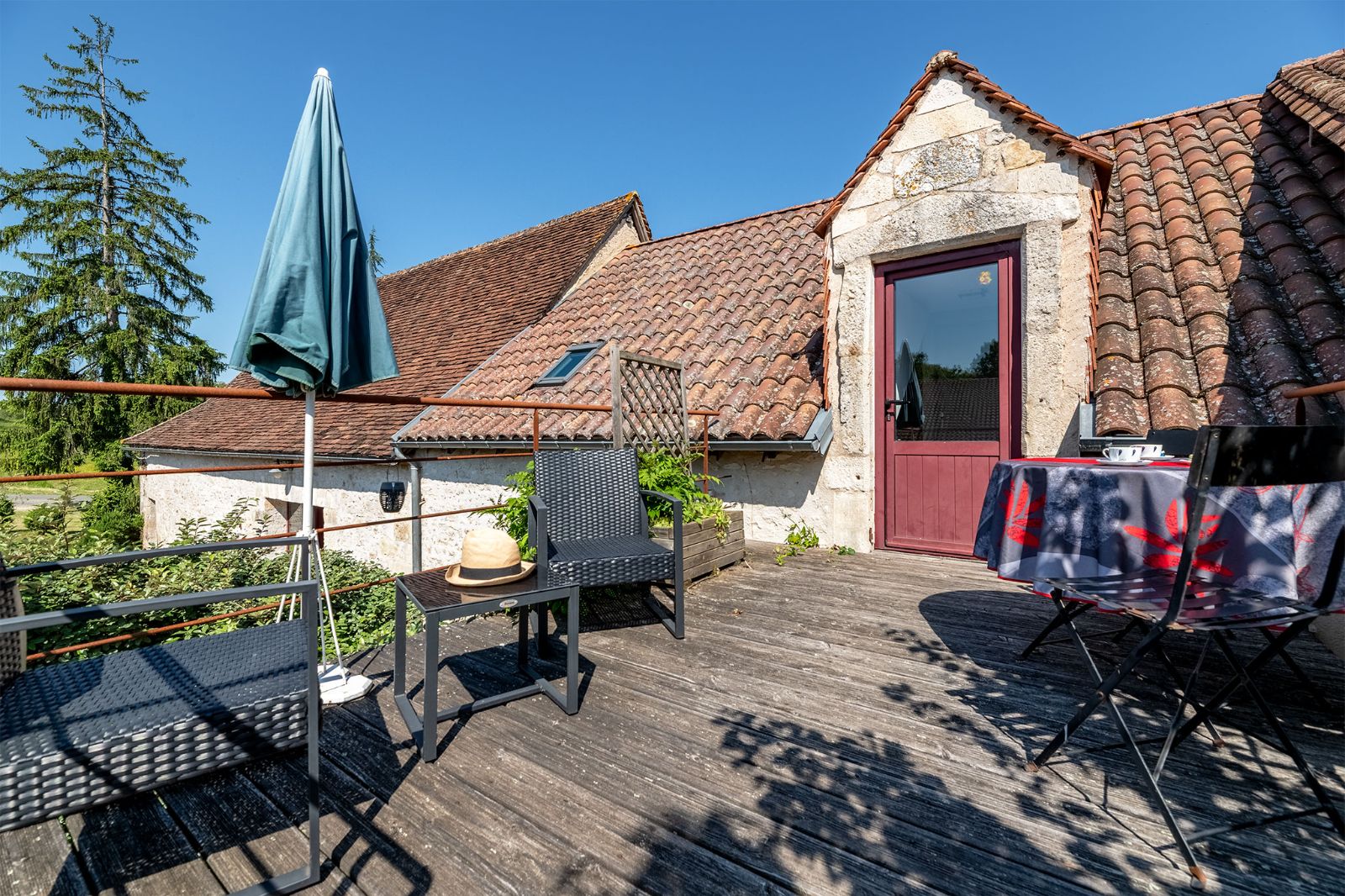 La terrase de Lucy La terrase de Lucy